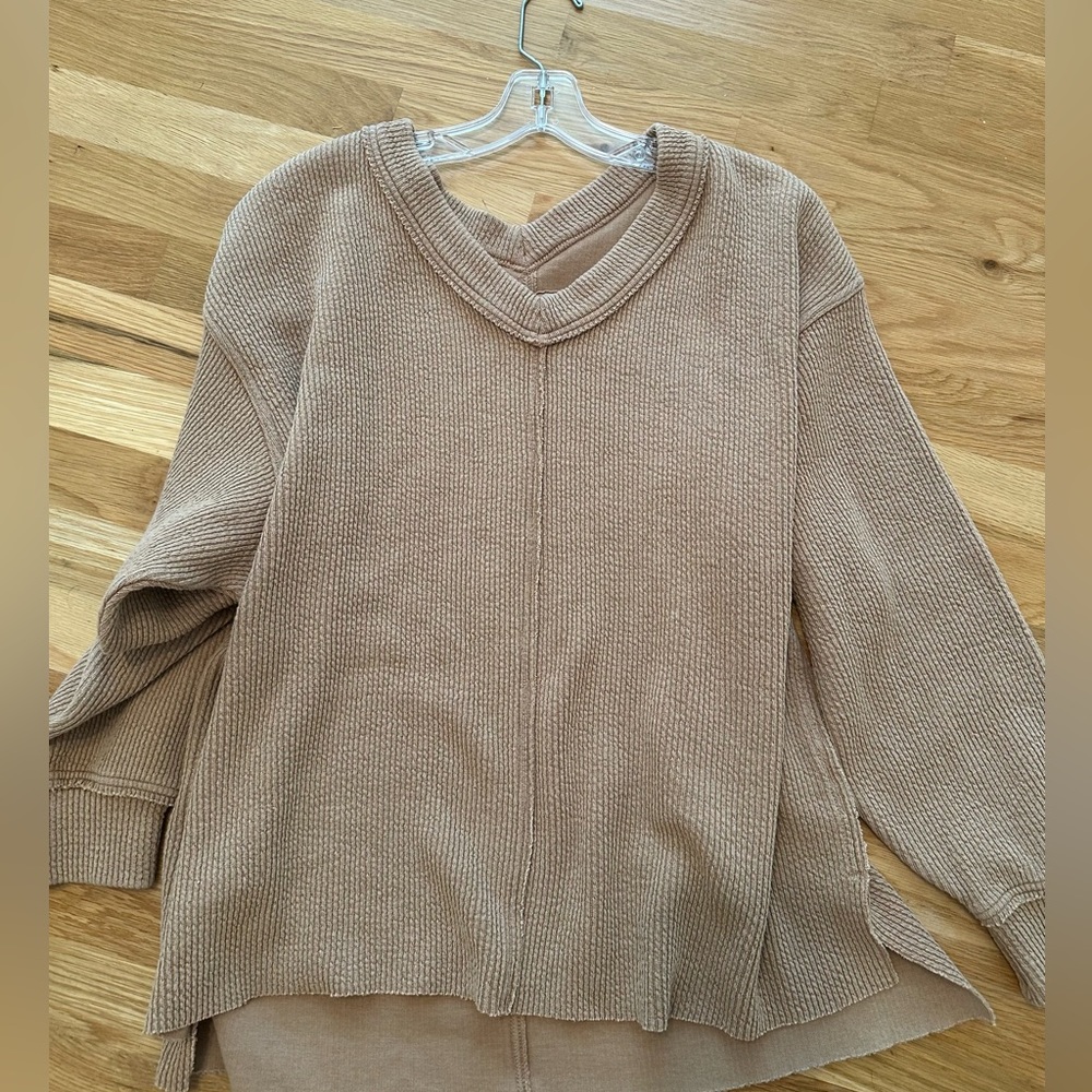 Aerie long sleeve ribbed v neck sweatshirt